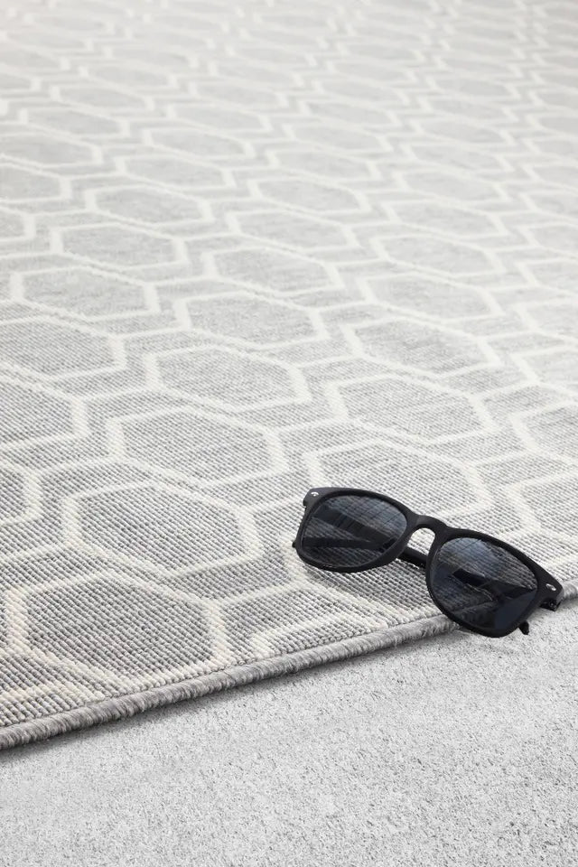 Spark Modern Geometric Pattern