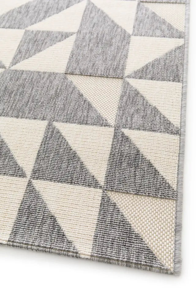 Spark Modern Triangular Design