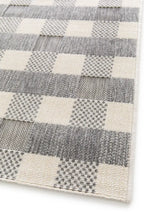 Spark Modern Checkered Design