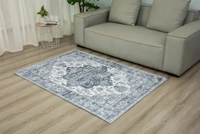 Freya Shiraz Motif