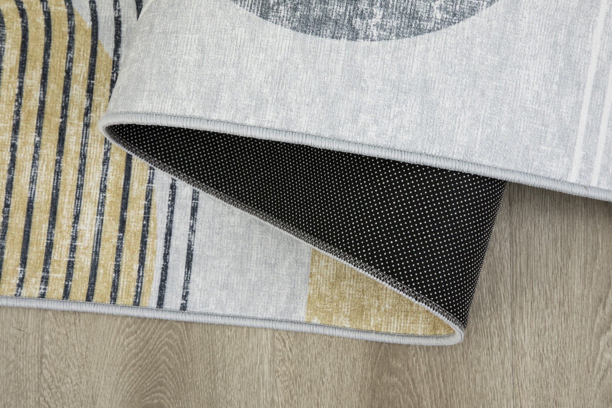 Triton Yellow & Grey Arch