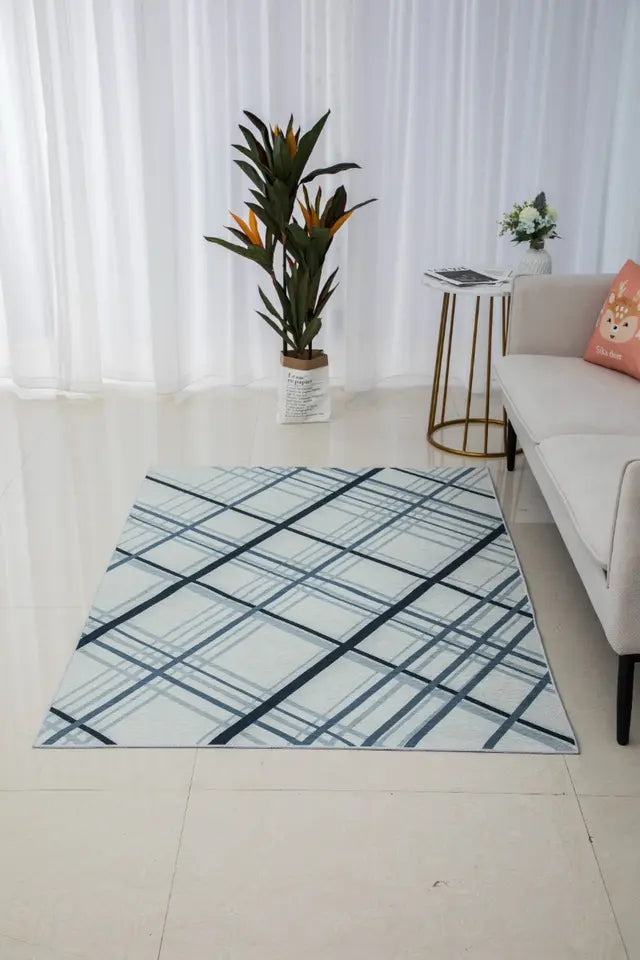 Polaris Geometric Linear Design