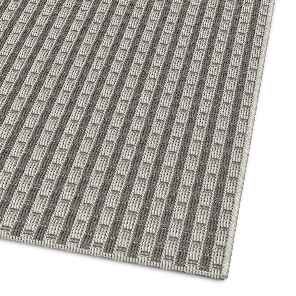 Terrace Grace Basket Weave