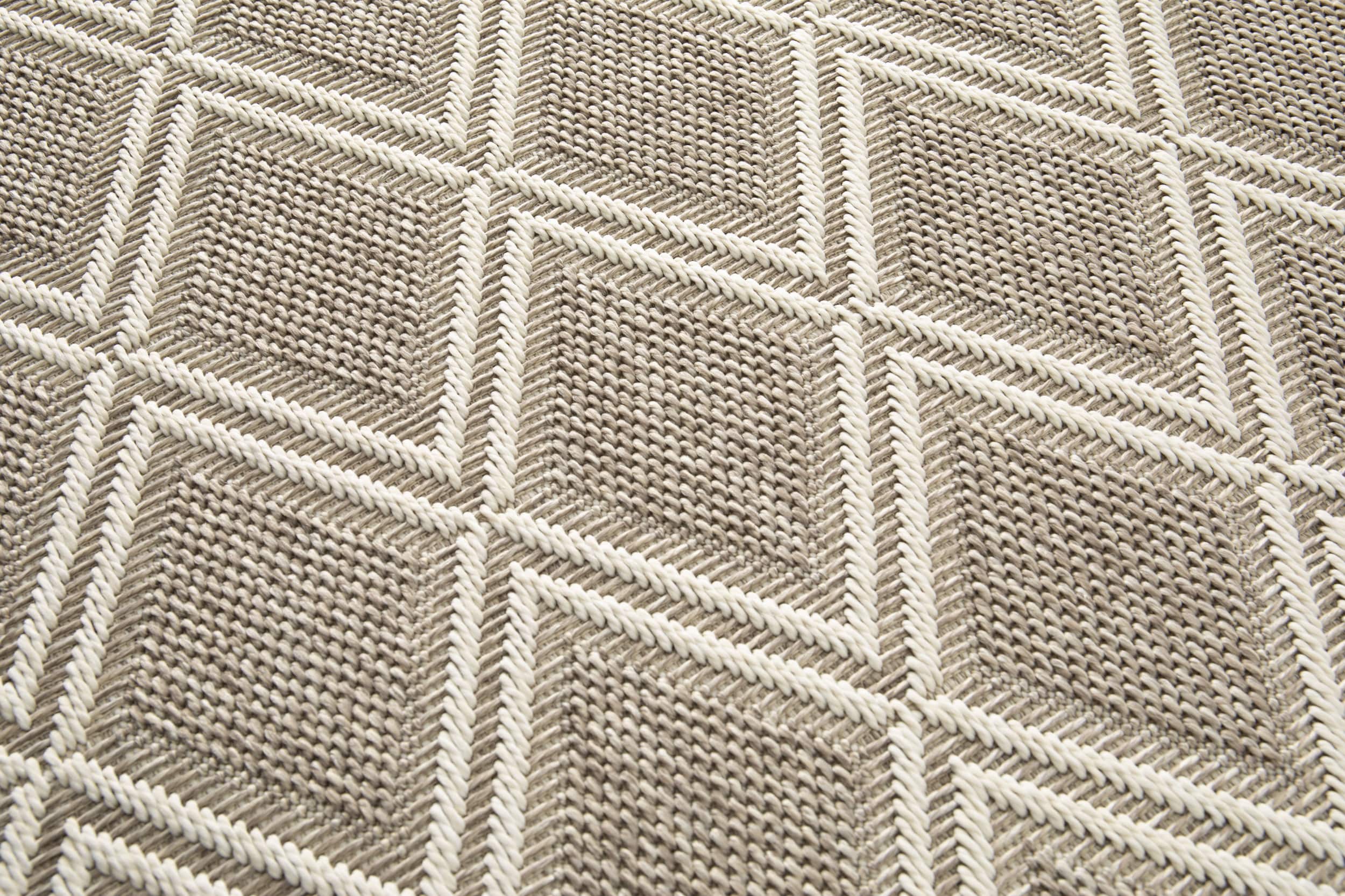 Terrace Grace Diamond Mesh