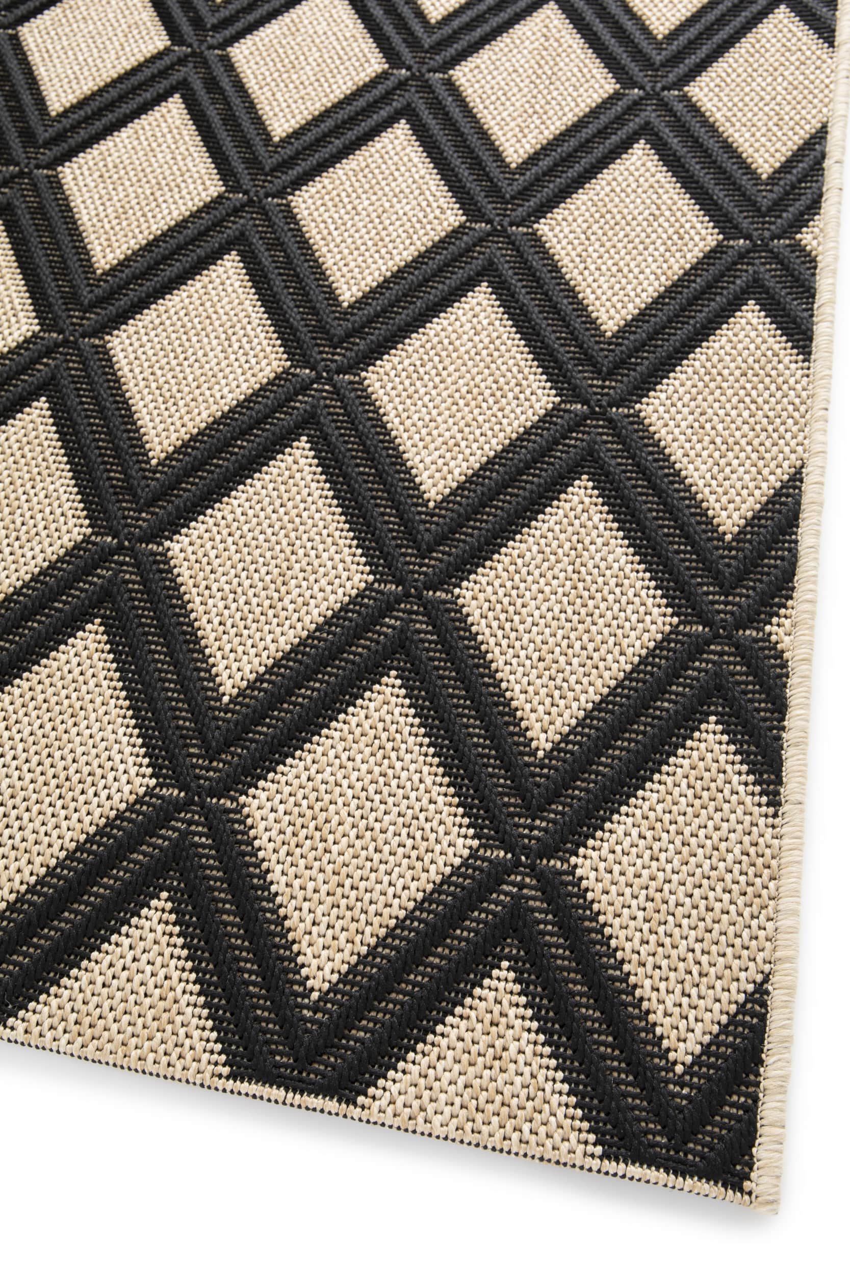 Terrace Grace Diamond Mesh