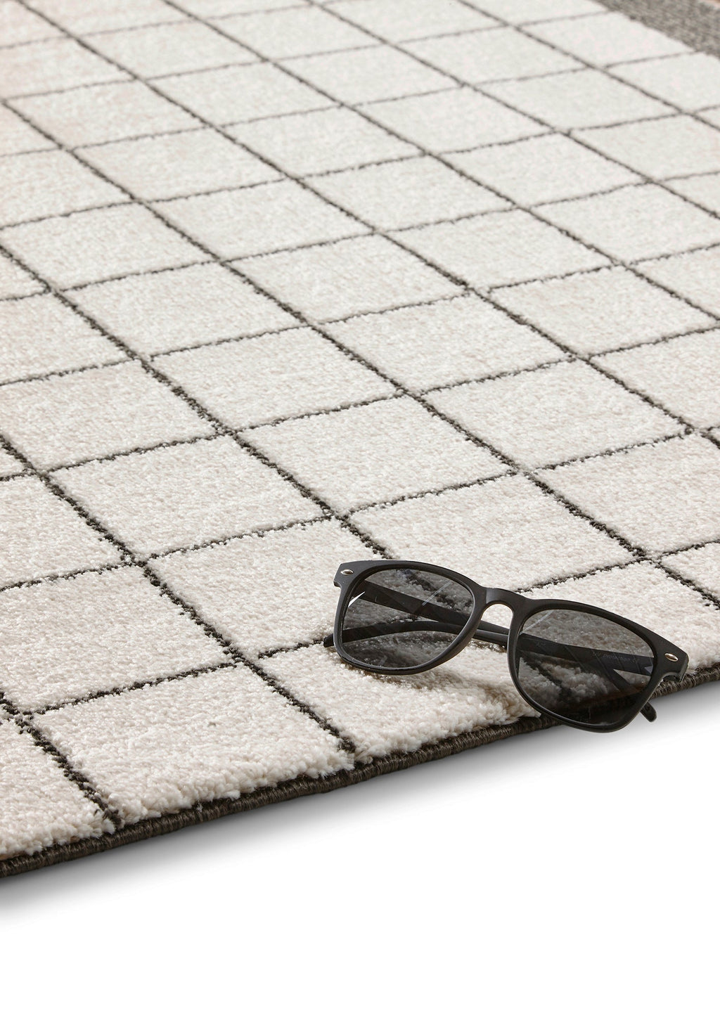 Belle Block Design
