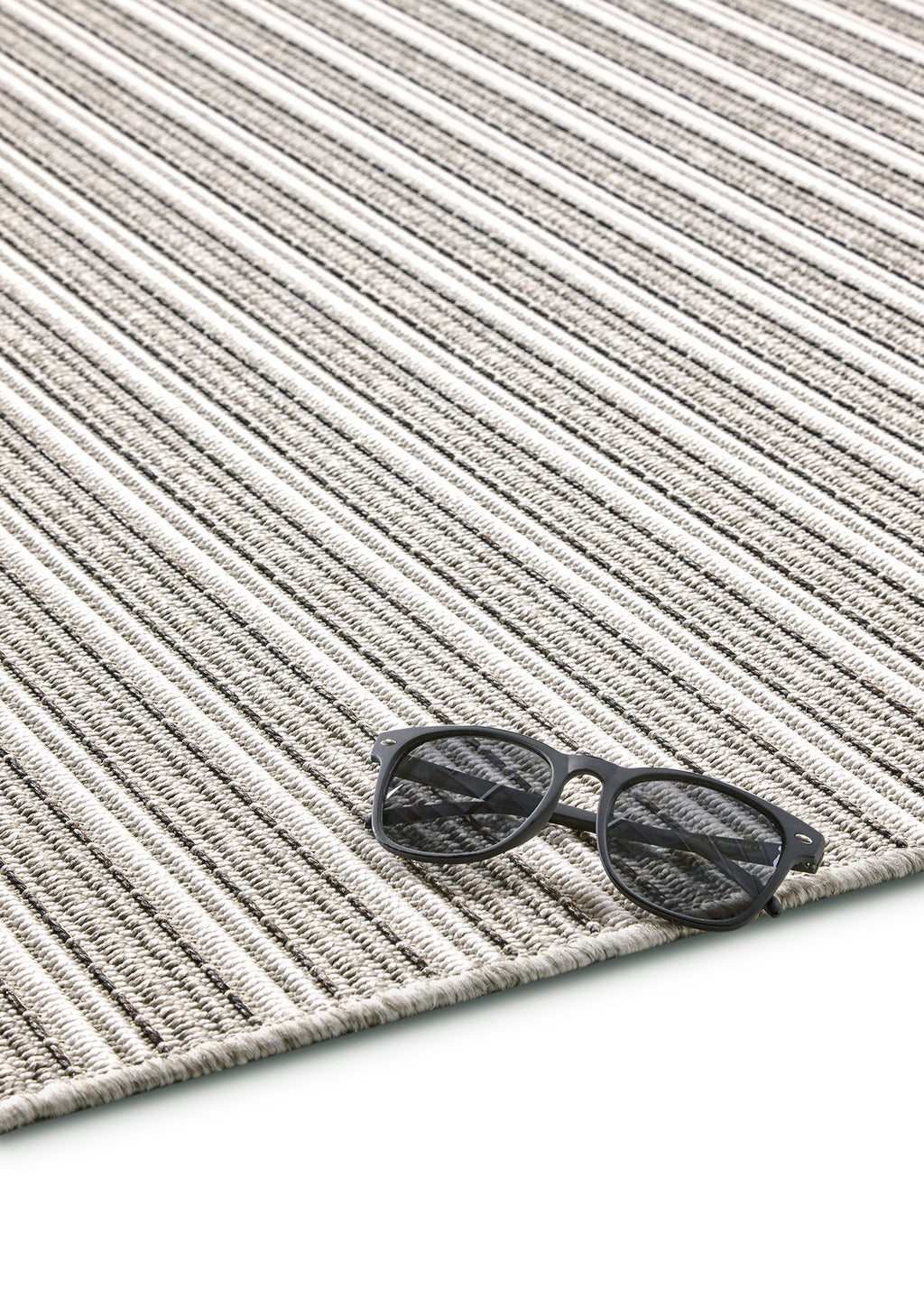 Terrace Grace Stripes