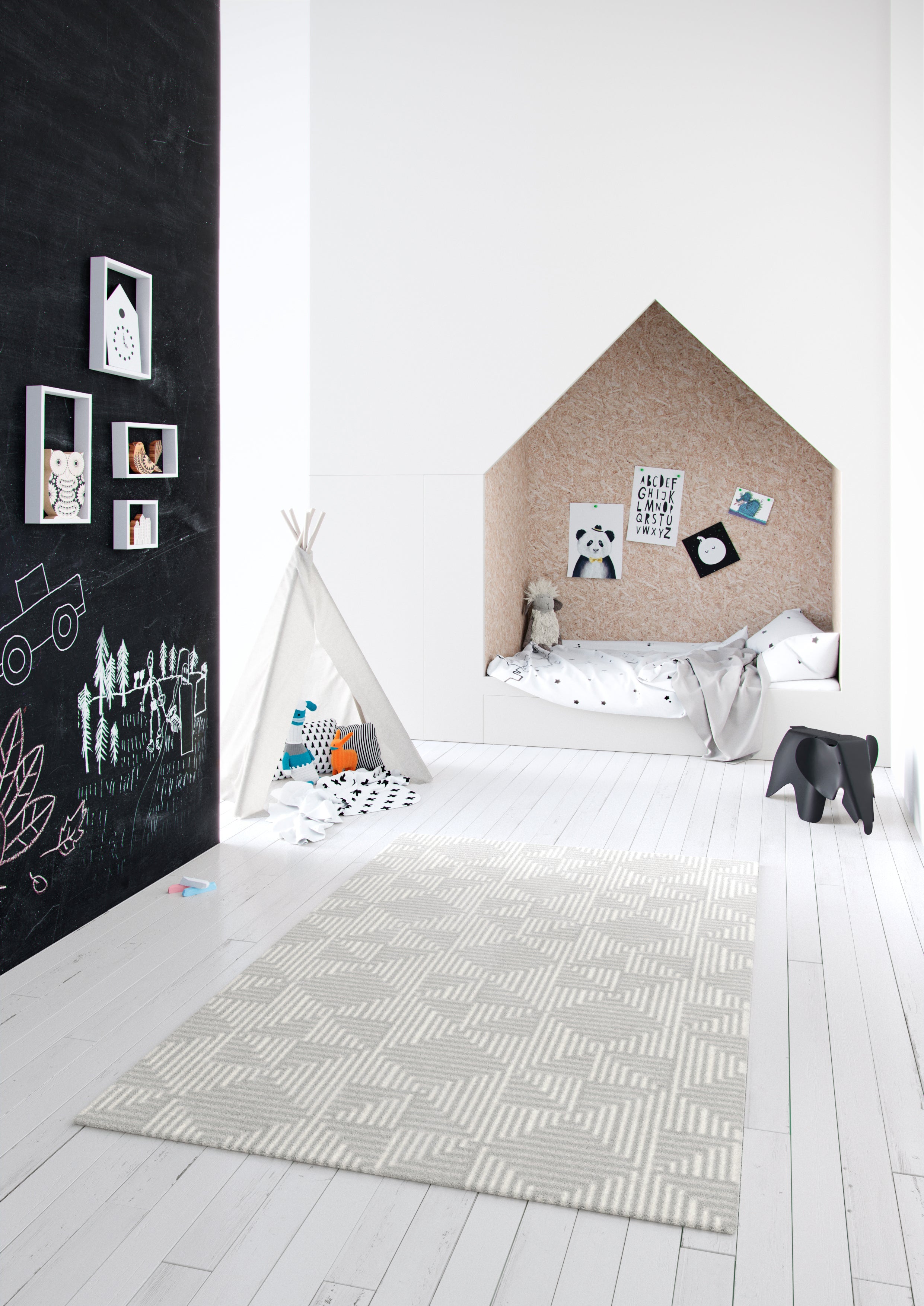 Play Geometric Triangle Modern