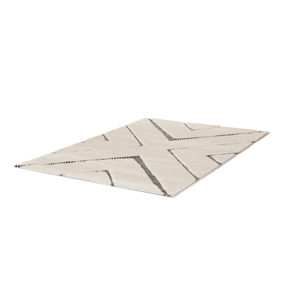 Nyla Modern Triangular Design