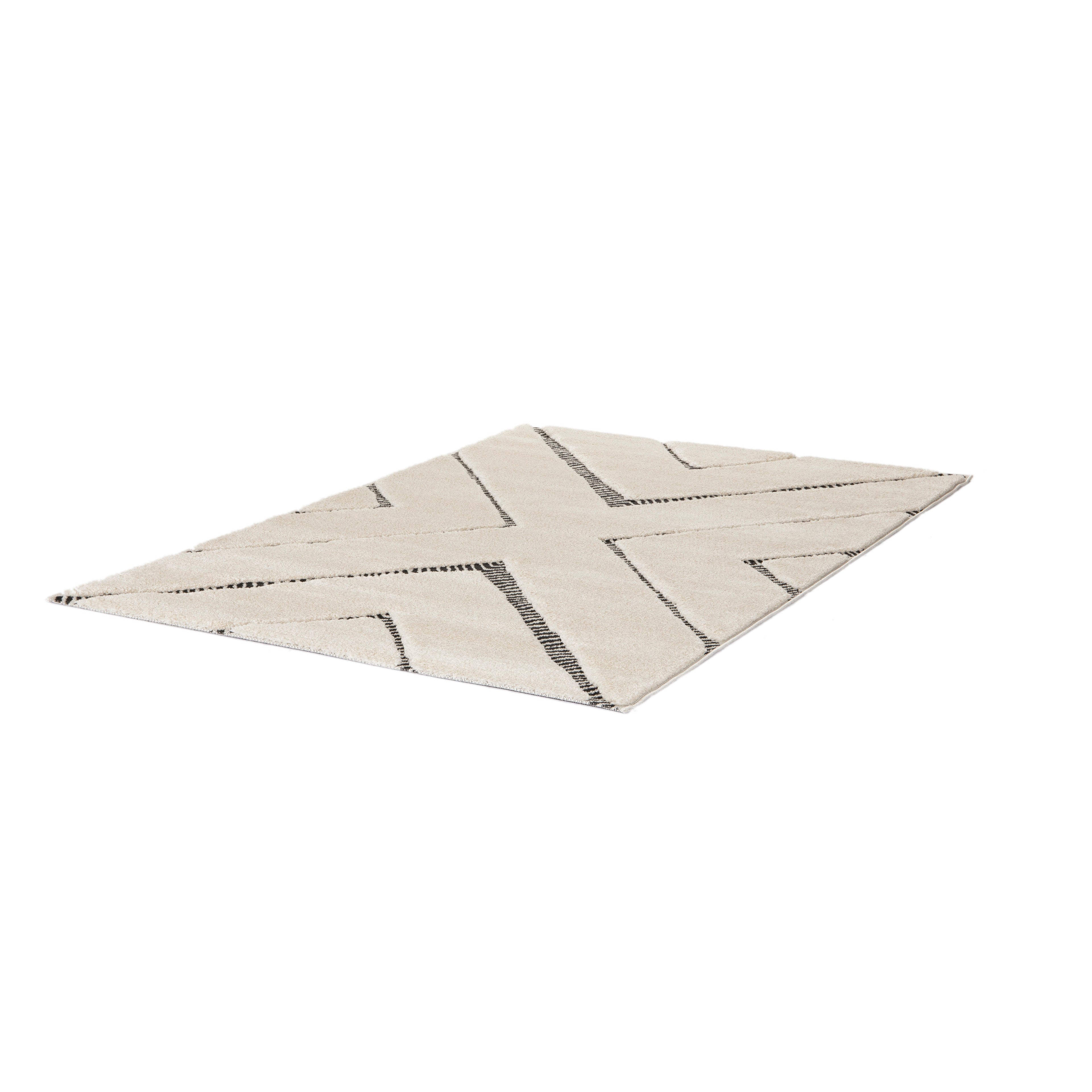 Nyla Modern Triangular Design