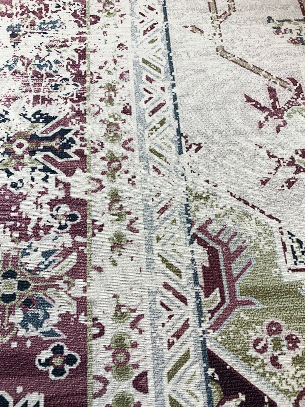 Nile Faded Medallion Abstract