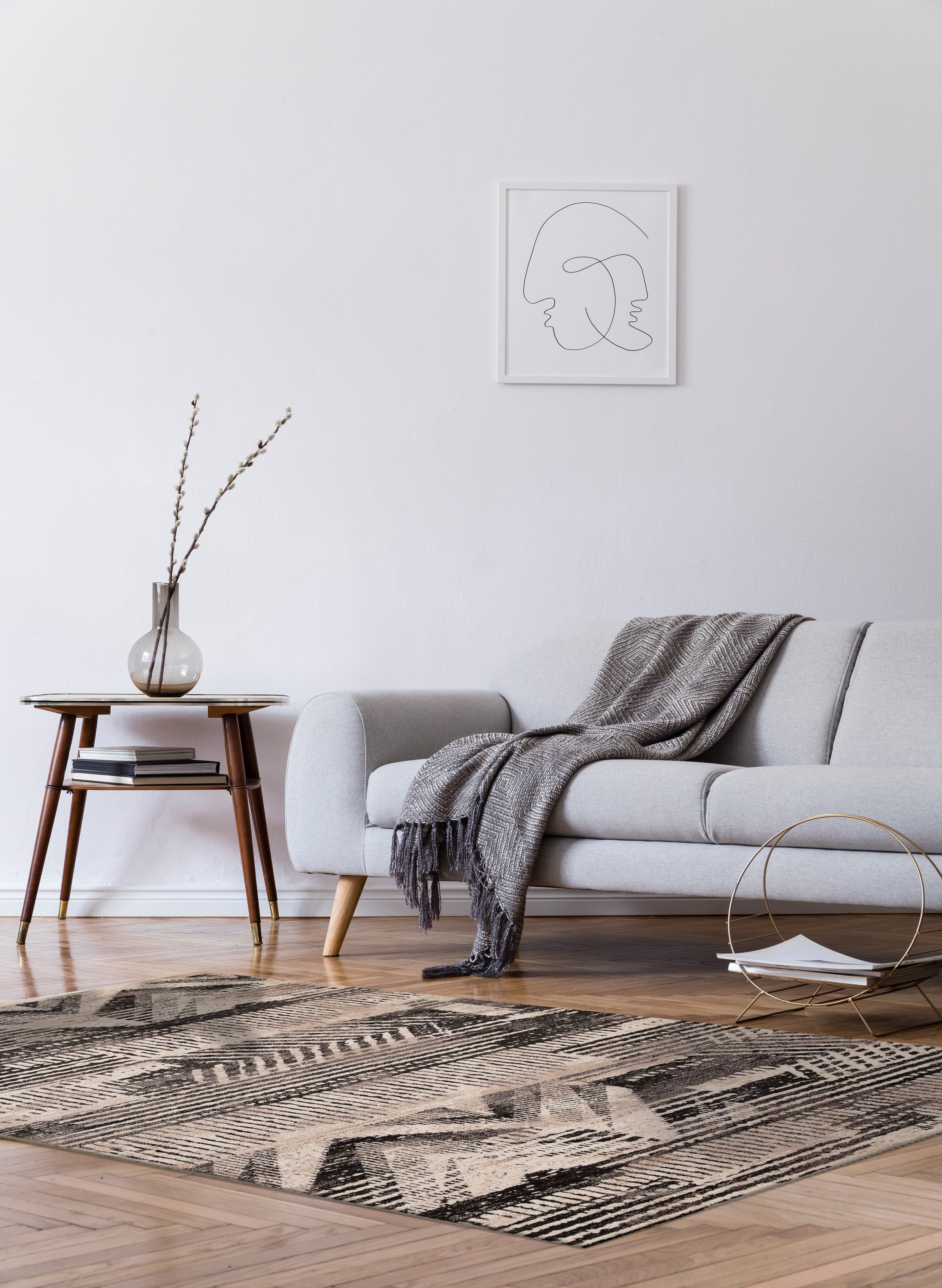 Halo Arrow Abstract Grey
